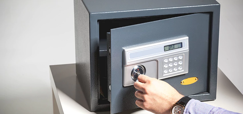 Jewelry Safe Unlocking Service in Petaluma, California